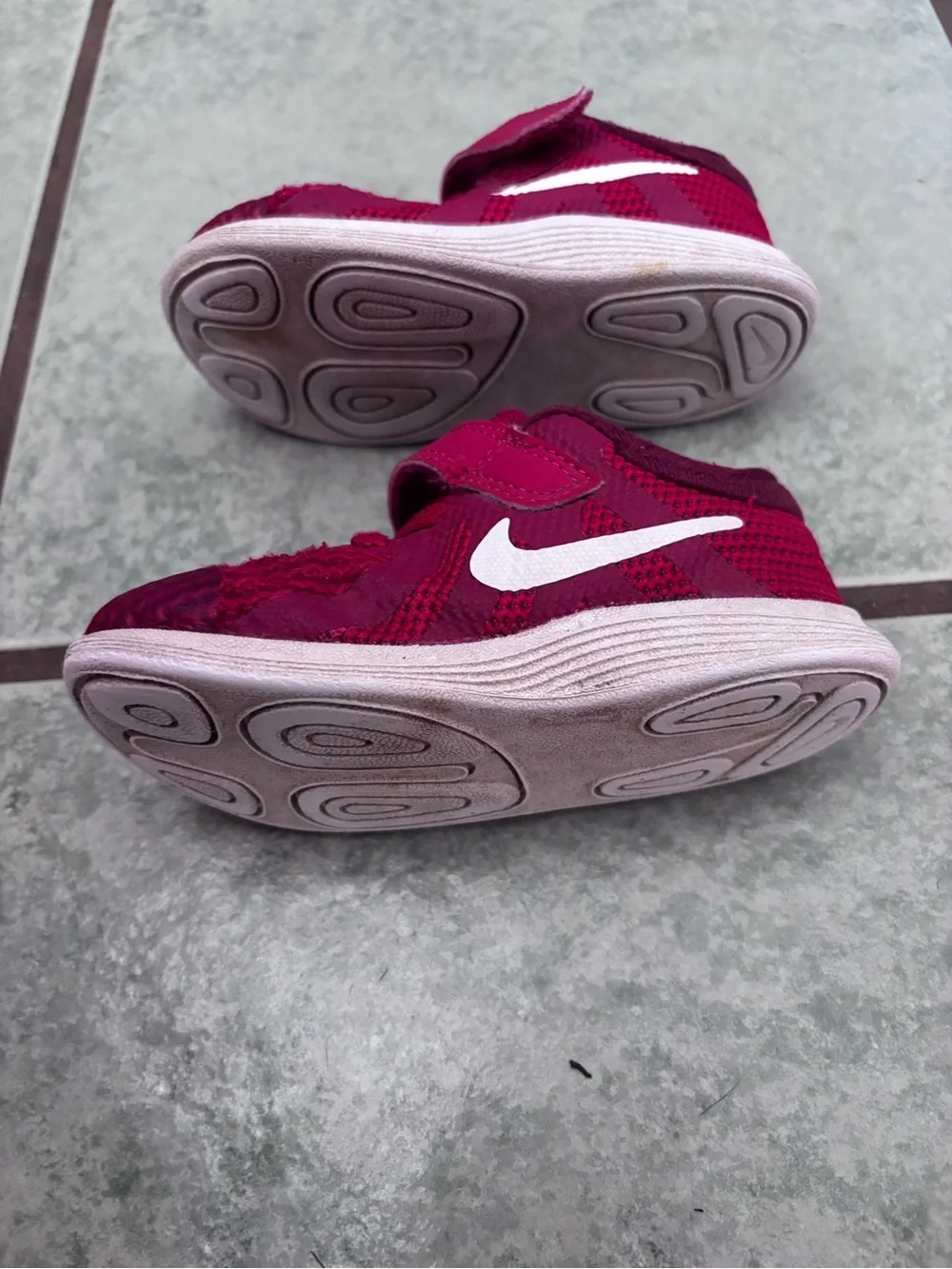 Nike Kids' red Mesh Athletic Shoes. Velcro  closure.